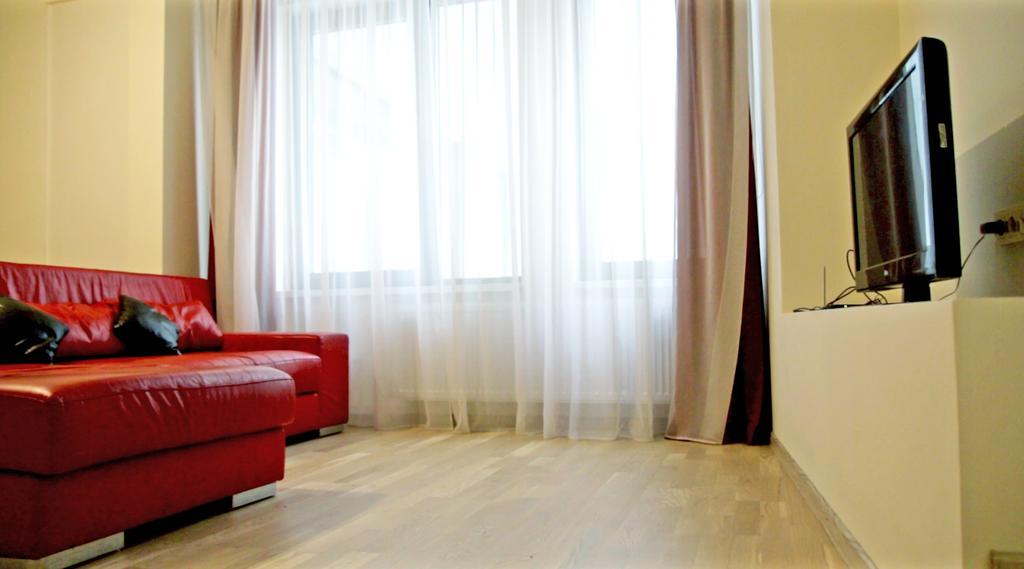 Old Town Apartment With Private Elevator ريغا المظهر الخارجي الصورة